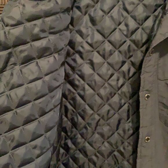 Men’s Mountain and Isles charcoal quilted jacket - Picture 3 of 5